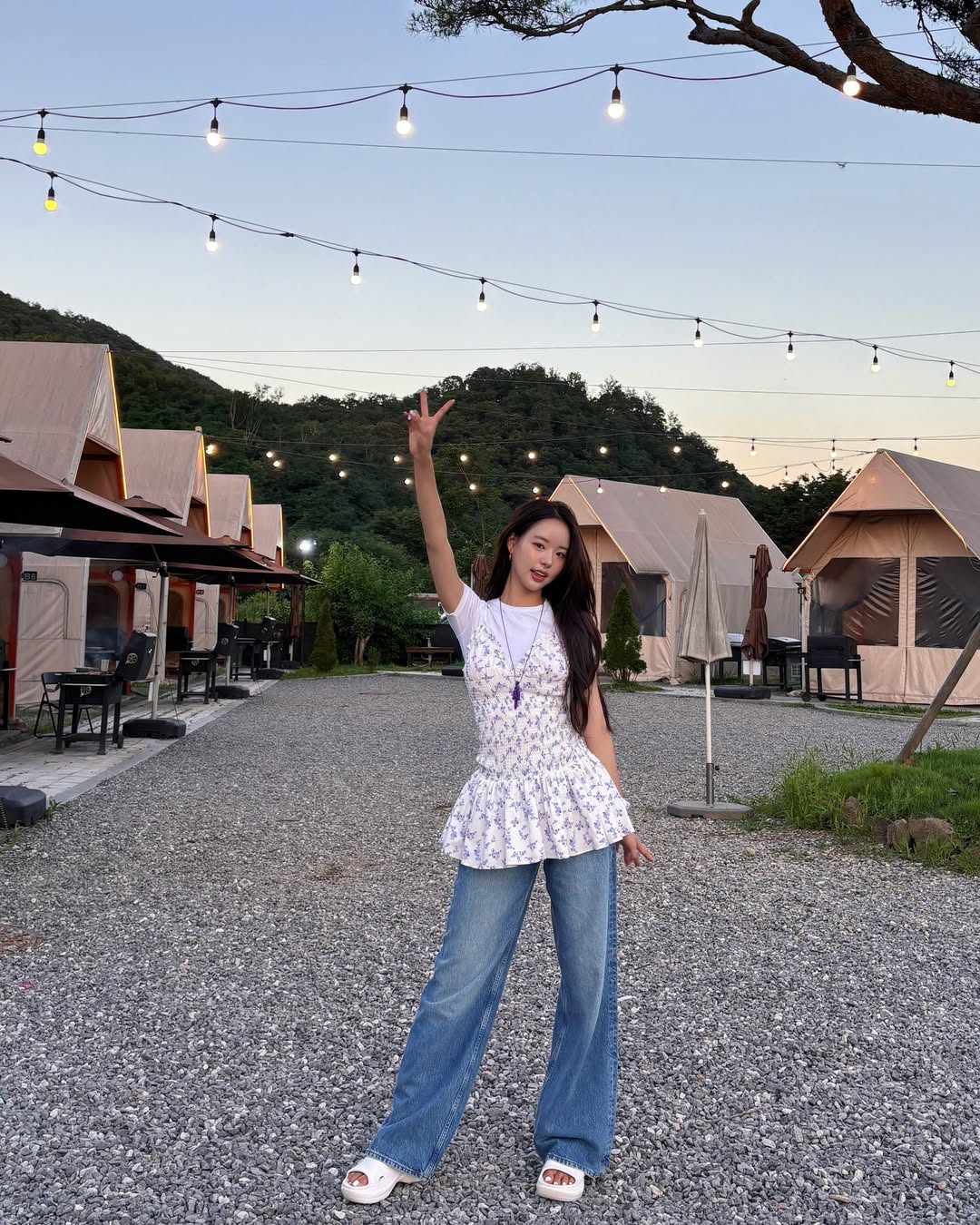 Mỹ nữ mặt xinh như búp bê, body bốc lửa, sành điệu thôi nhé 12 1772064928 586 My nu mat xinh nhu bup be body boc lua