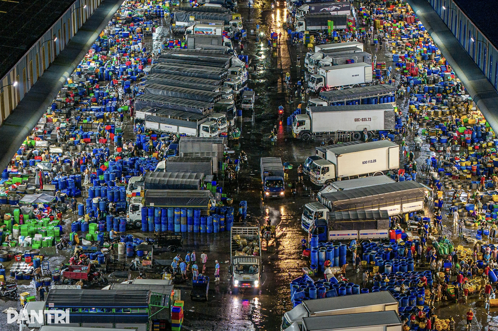 100 tấn cá lóc đổ bộ TP.HCM, thủ phủ cá nướng đỏ lửa xuyên đêm nướng 5.000 con ngày vía Thần Tài- Ảnh 2.