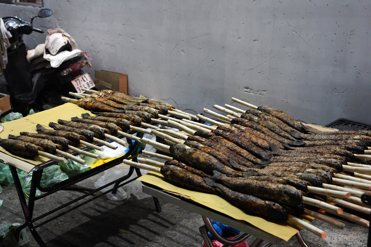 Một tuyến đường ở TP.HCM đỏ lửa suốt đêm trước ngày vía Thần Tài- Ảnh 18.