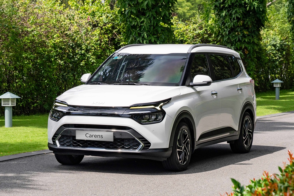 Ưu đãi lên đến 100 triệu đồng cho khách hàng sở hữu New Carnival Hybrid dịp đầu năm - 4