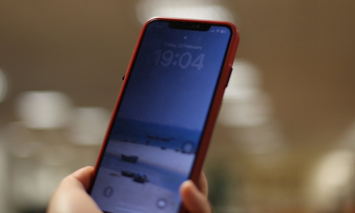 Đừng so Privacy Display của Galaxy S26 Ultra với miếng dán chống nhìn trộm thường, vì nó khác nhau 1 trời 1 vực- Ảnh 2. Đừng so Privacy Display của Galaxy S26 Ultra với miếng dán chống nhìn trộm thường, vì nó khác nhau 1 trời 1 vực- Ảnh 2.