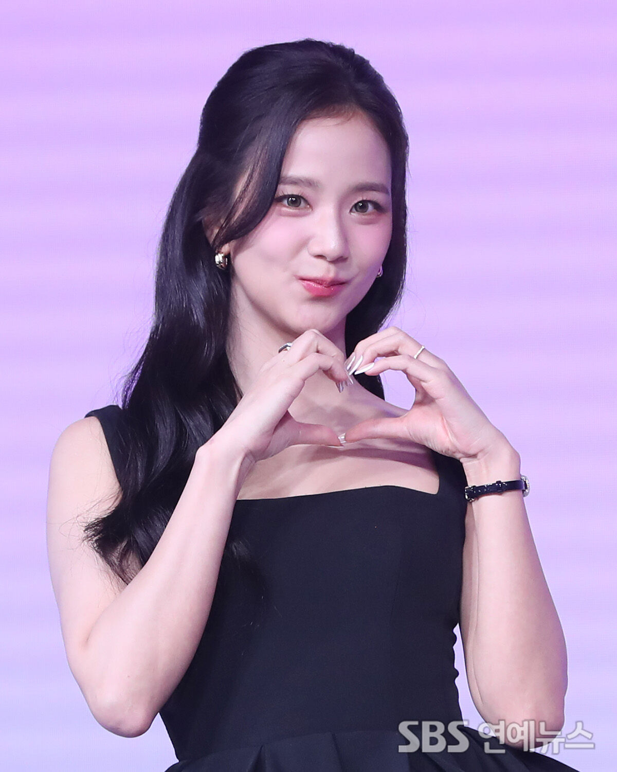 Mỗi lần xuất hiện Jisoo (BLACKPINK) lại mang đến 1 cú sốc visual: Công chúa giá đáo nhân gian, sang xịn mịn có thừa- Ảnh 7.