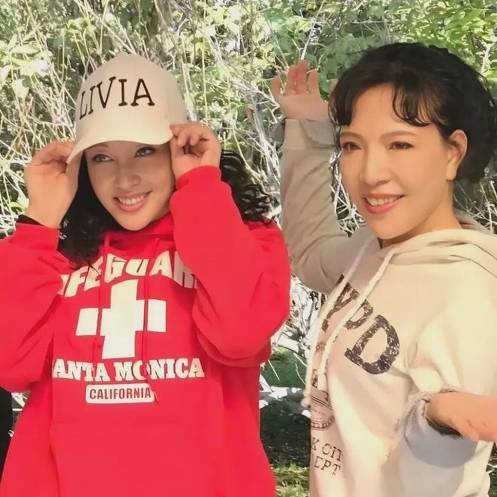 Lưu Hiểu Khánh vào vai thiếu nữ 16 tuổi, khoá môi bạn diễn kém 30 tuổi - 4