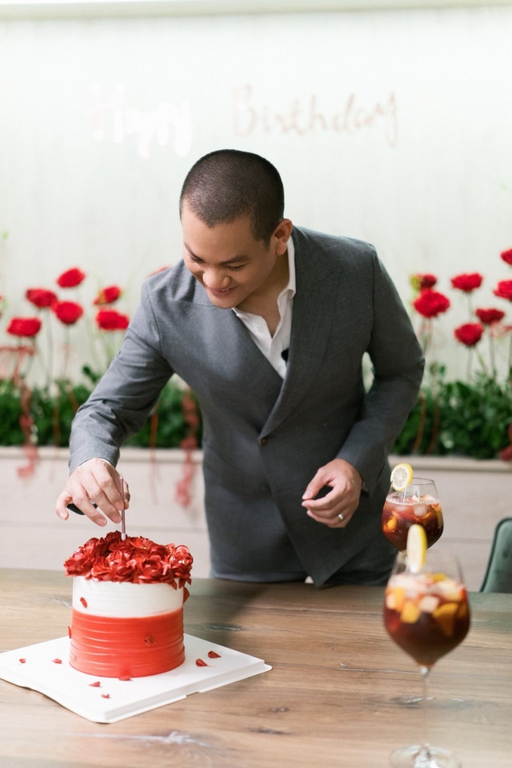 Khánh Vân khóc khi được chồng làm tiệc sinh nhật bất ngờ - 4