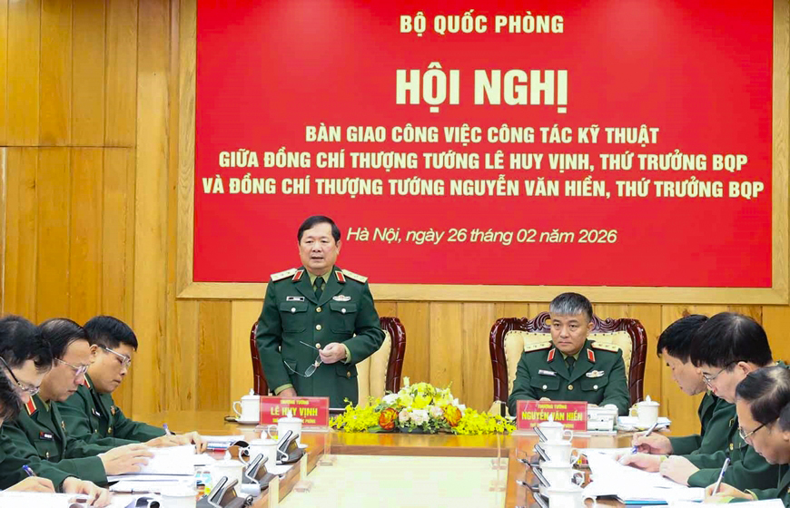 Bàn giao nhiệm vụ Thứ trưởng Bộ Quốc phòng 2 bộ quốc phòng - Ảnh 2.