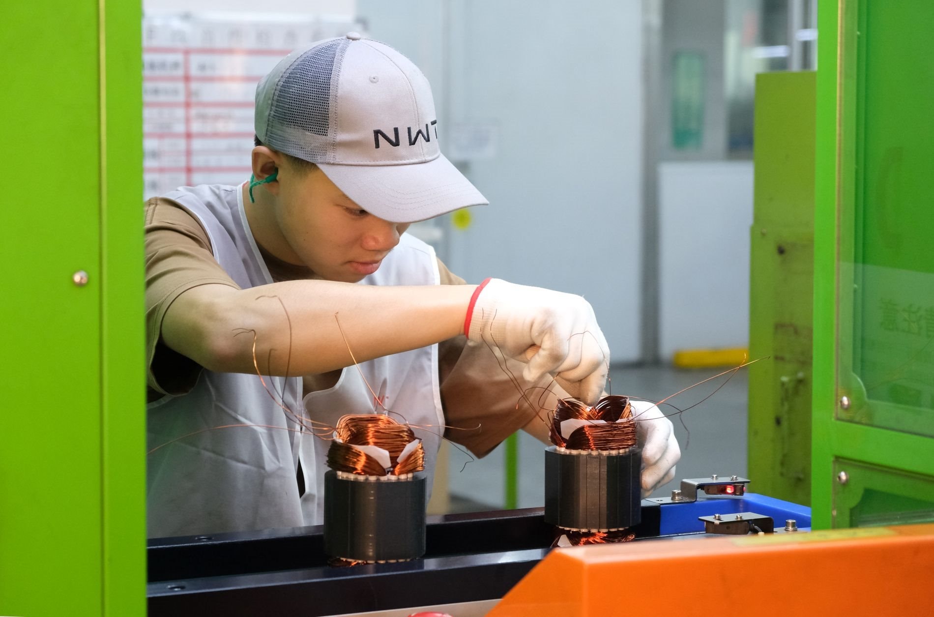 Bên trong nhà máy sản xuất 1 triệu chiếc máy hút ẩm/năm- Ảnh 5.