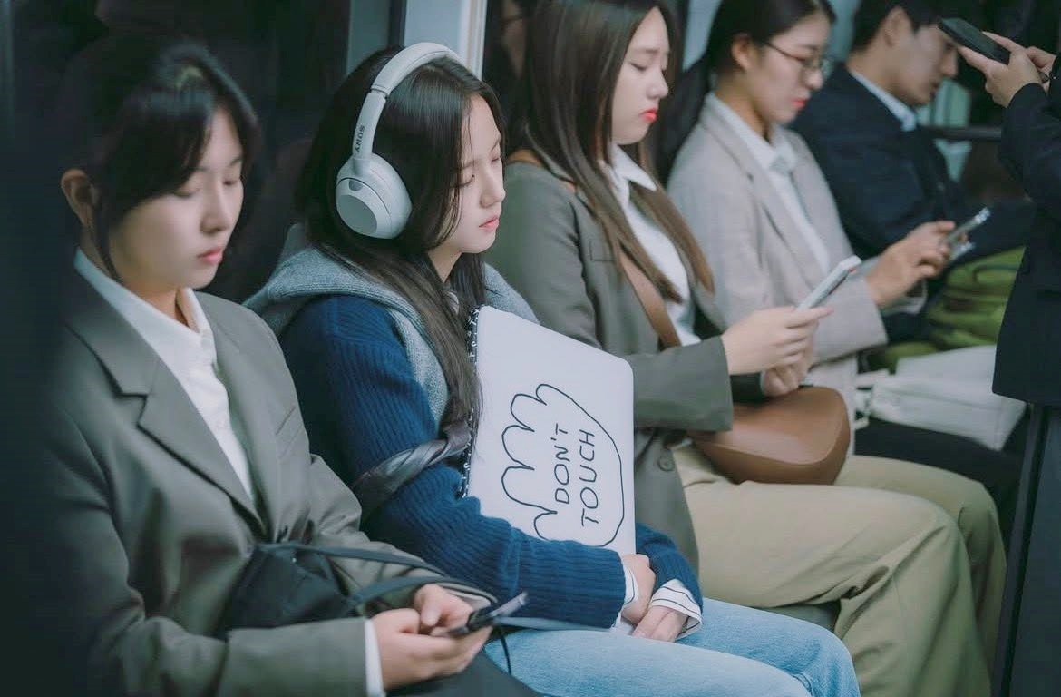 Nữ thần ngôn tình đẹp nhất Hàn Quốc đây rồi: 31 tuổi mà như mới 16, đóng 1 phim diện tận 250 bộ đồ- Ảnh 6. Nữ thần ngôn tình đẹp nhất Hàn Quốc đây rồi: 31 tuổi mà như mới 16, đóng 1 phim diện tận 250 bộ đồ- Ảnh 6.