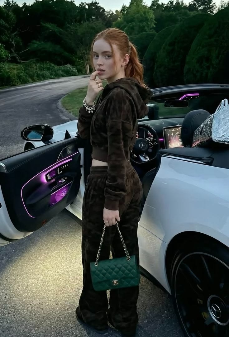 Cô gái dậy thì thành công nhất Hollywood: Trời sinh tóc đỏ mắt xanh, visual quá đỉnh cả thế giới không ai làm lại- Ảnh 13.