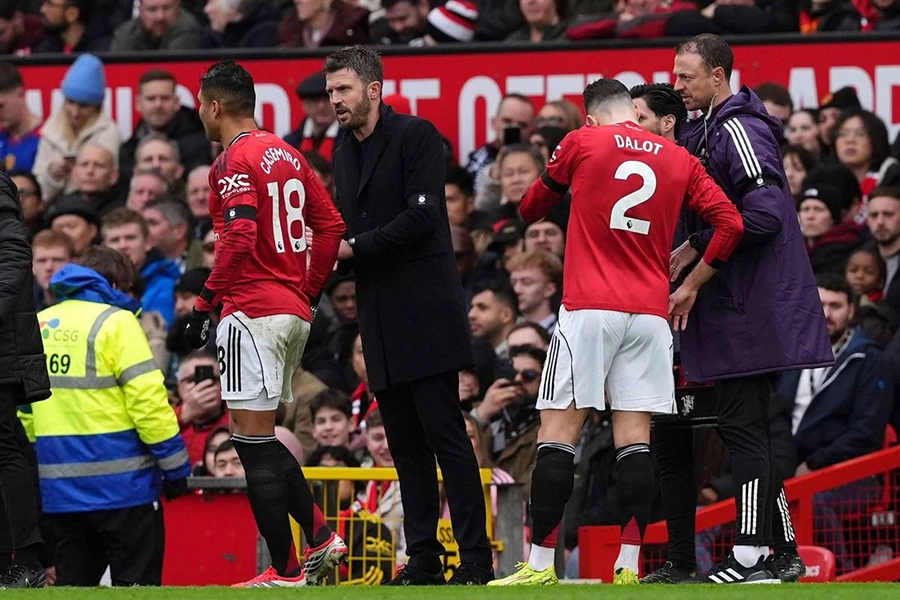 Carrick đang có đội ngũ trợ lý chất lượng. ẢNH: Press Association chi-tiet-hop-dong-cua-carrick-voi-mu-1.jpg