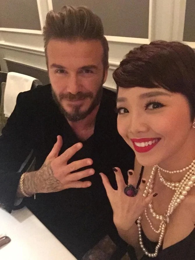 3 thập kỷ David Beckham so đọ visual với sao Việt: Vẫn đẹp hút hồn như thuở thanh niên!- Ảnh 8. 3 thập kỷ David Beckham so đọ visual với sao Việt: Vẫn đẹp hút hồn như thuở thanh niên!- Ảnh 8.