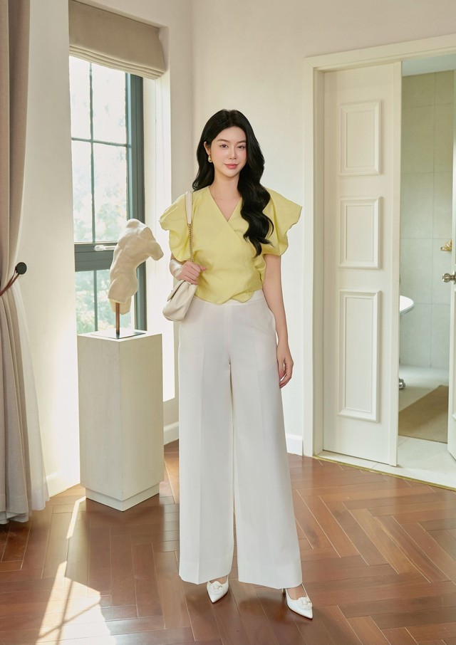 Tô điểm nét ngọt ngào cùng áo dáng phồng đầu xuân- Ảnh 2. Tô điểm nét ngọt ngào cùng áo dáng phồng đầu xuân- Ảnh 2.