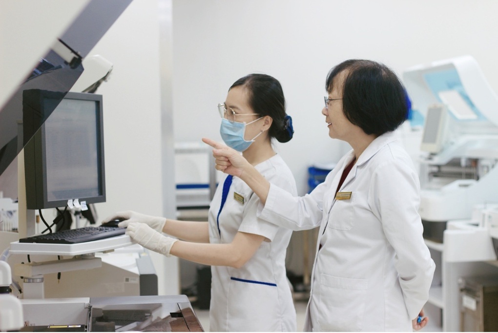 Nữ phó giáo sư và hành trình 45 năm “giải mã” những tín hiệu thầm lặng của cơ thể - 3