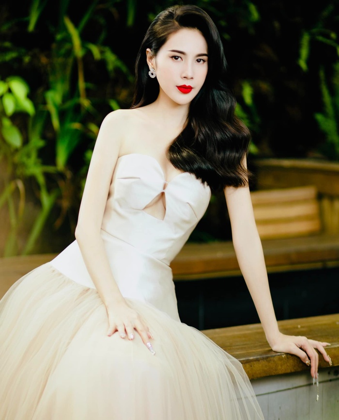 Cái Tết lạ của Công Vinh - Thủy Tiên