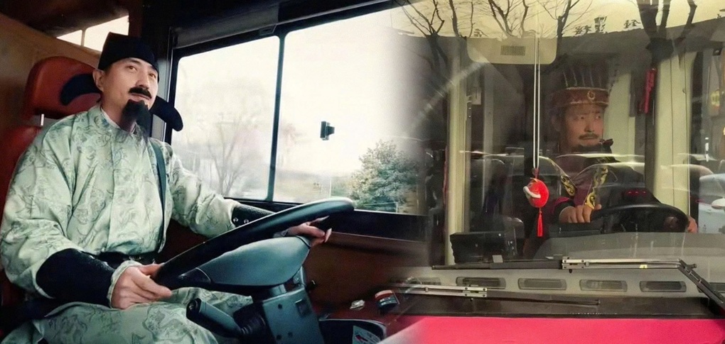 Tài xế Trung Quốc đóng vai hoàng đế, hiệp khách để cứu doanh thu xe buýt - 2