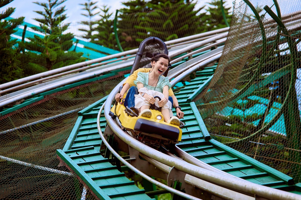 Bà Nà chiêu đãi du khách miền Trung - Tây Nguyên “đại tiệc hoa tulip” với giá 400.000 đồng - 4