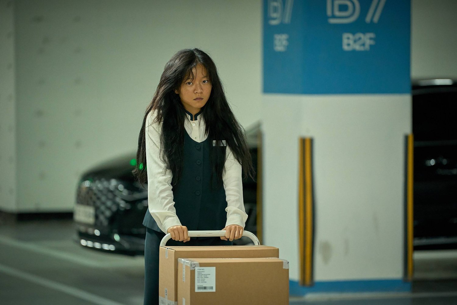 Pavane: Bản nhạc buồn về những con người không dám tin mình xứng đáng được yêu- Ảnh 6.