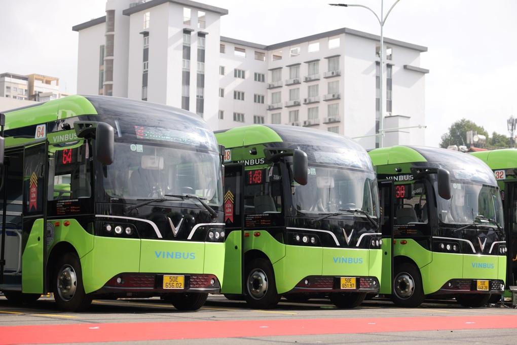 VinBus vận hành 9 tuyến buýt điện mới tại TPHCM - 3