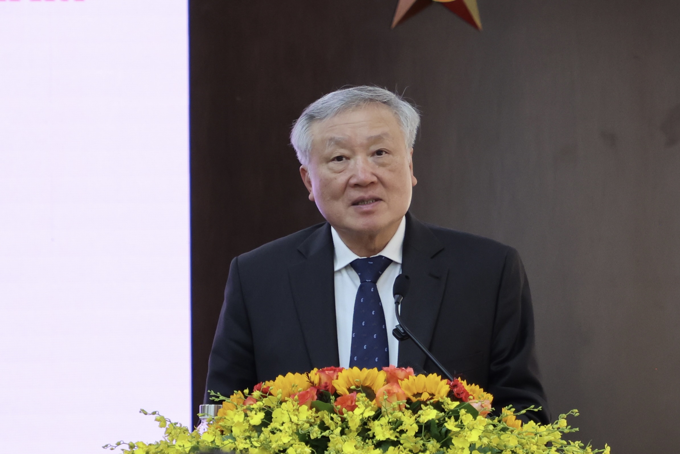 - Ảnh 2. - Ảnh 2.