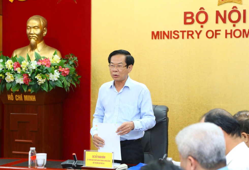 Bộ trưởng Nội vụ sốt ruột thúc làm tiền lương mới với công chức - 3