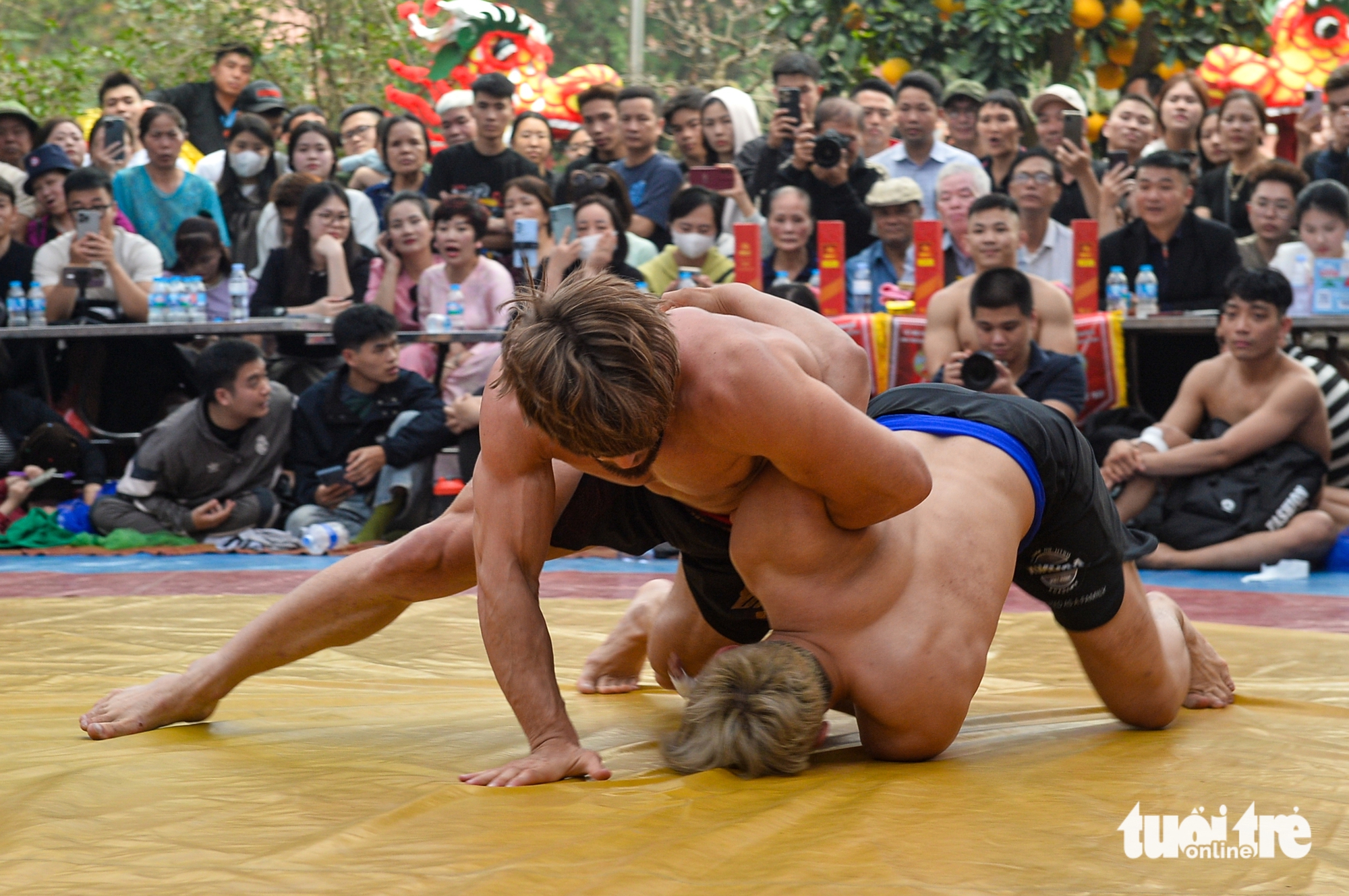 Zakhar Dzmitrychenk - Ảnh 3.