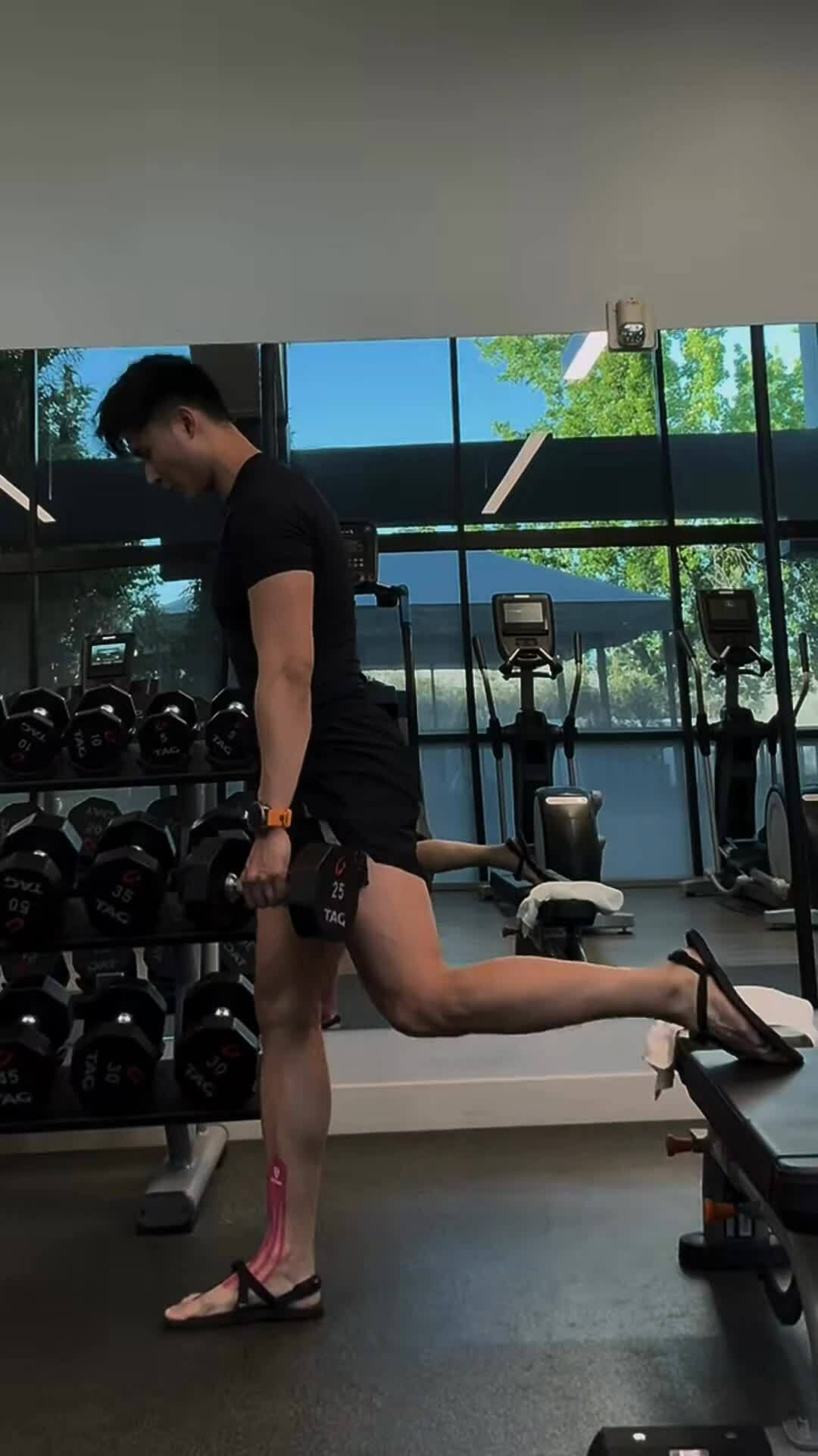 Các bài tập gym của Lâm Bảo Châu