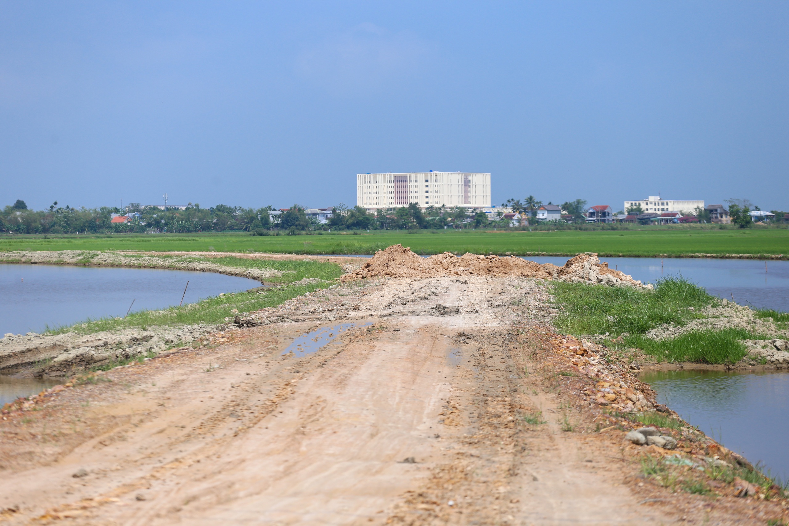 Ì ạch dự án đường nghìn tỉ nối sân bay Phú Bài với trung tâm TP.Huế- Ảnh 3.