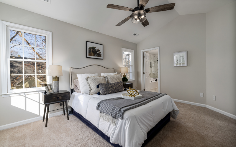 Chuyên gia phong thủy nói gì về hướng kê giường để “ngủ một đêm, nhẹ lòng cả tháng”- Ảnh 3.