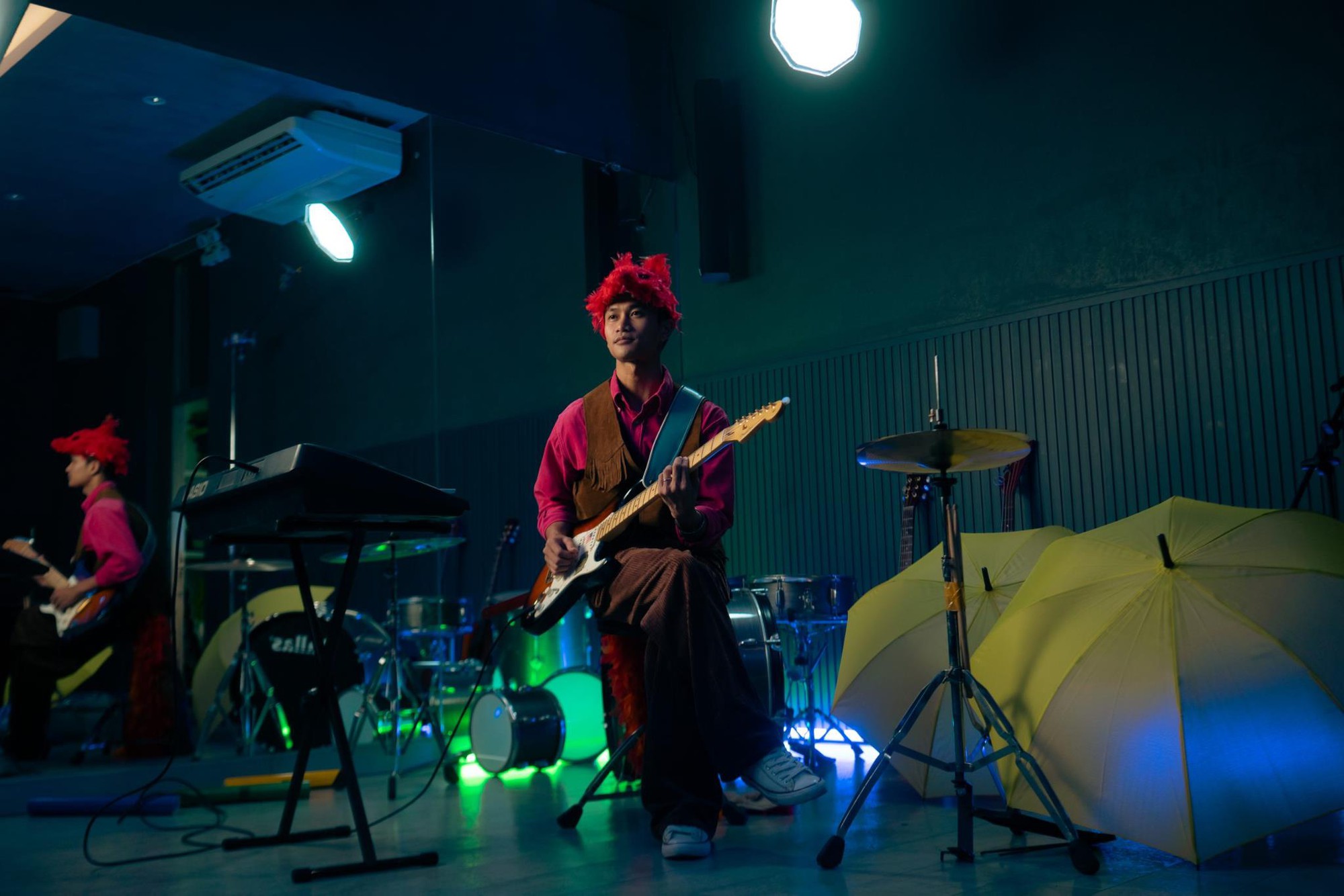 Cảm Ơn Người Đã Thức Cùng Tôi: Khúc ca mơ mộng của tuổi trẻ- Ảnh 3. Cảm Ơn Người Đã Thức Cùng Tôi: Khúc ca mơ mộng của tuổi trẻ- Ảnh 3.