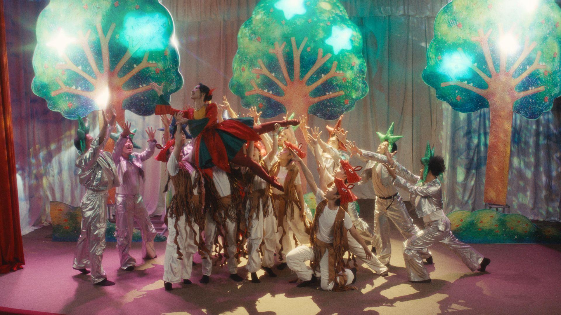 Cảm Ơn Người Đã Thức Cùng Tôi: Khúc ca mơ mộng của tuổi trẻ- Ảnh 4. Cảm Ơn Người Đã Thức Cùng Tôi: Khúc ca mơ mộng của tuổi trẻ- Ảnh 4.