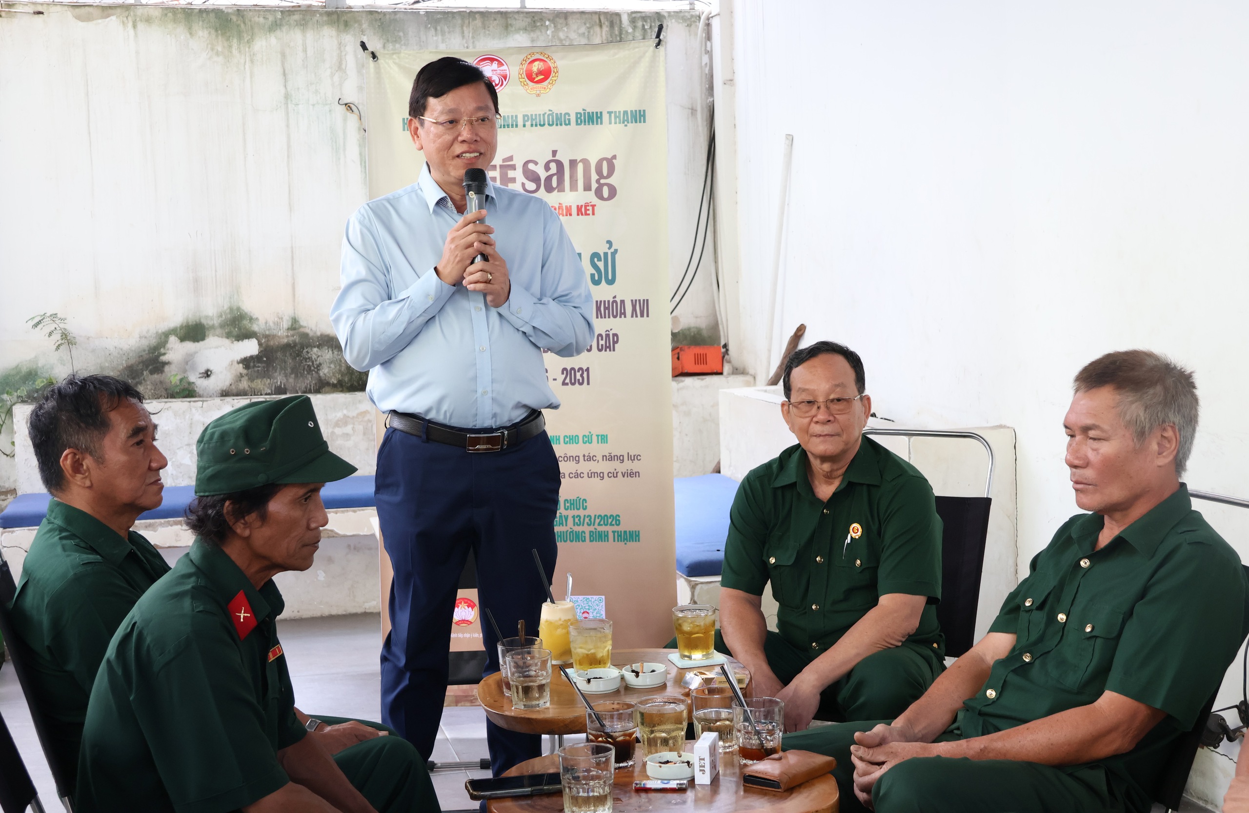 TPHCM: Từ ly cà phê đến lá phiếu - cách Bình Thạnh giúp cử tri 