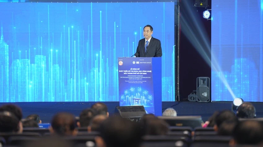 Ông Nguyễn Hoàn Vũ, Tổng giám đốc Tập đoàn Đầu tư và Phát triển Công nghiệp Becamex IDC. Ảnh: LÊ ÁNH ung-cu-dai-bieu-hdnd-tphcm-nnguyen-hoan-vu.jpg