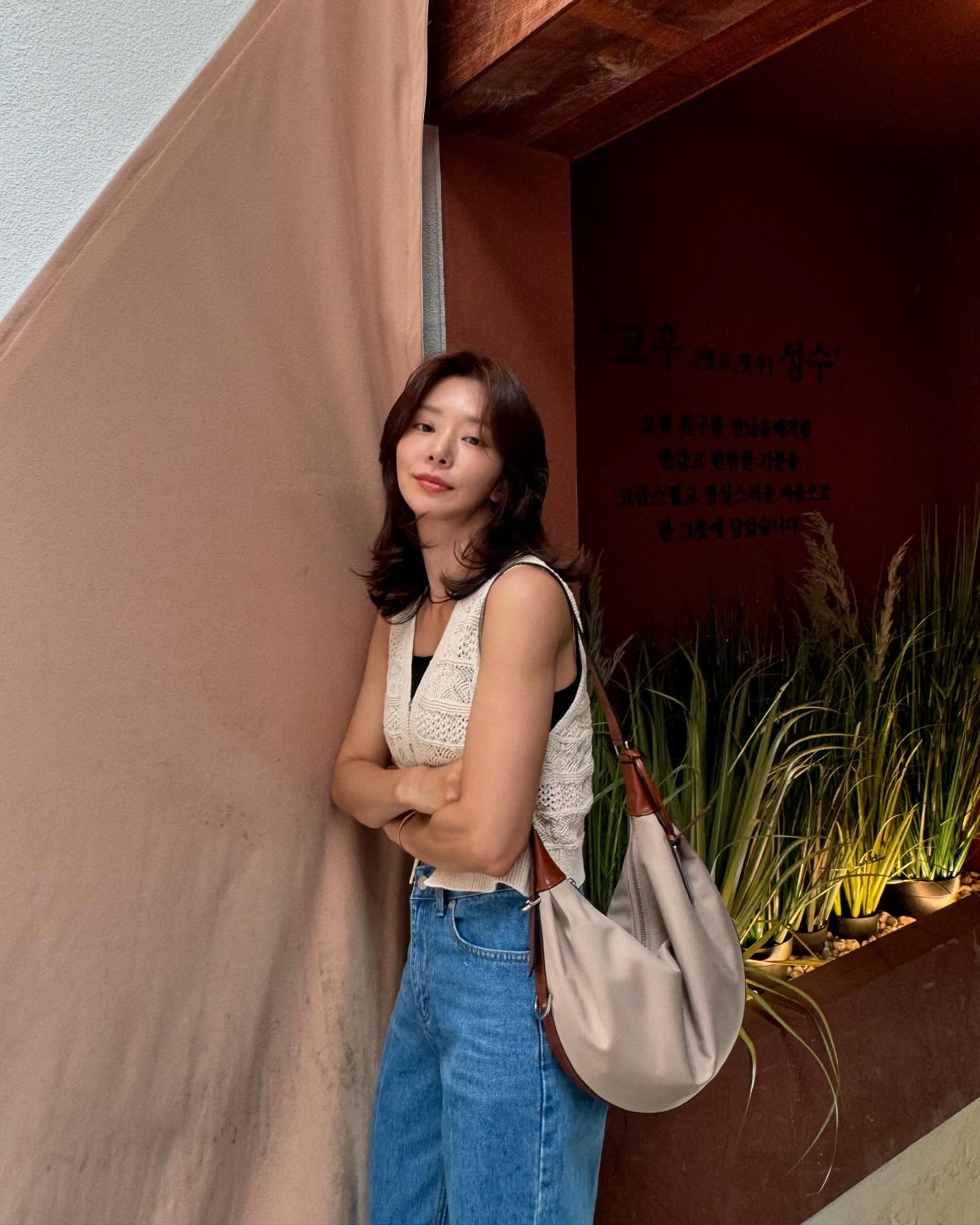 Ngắm 5 công thức diện quần dài từ sao Hàn, chị em sẽ không còn thiết tha mặc váy nữa- Ảnh 3.