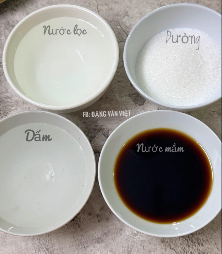 Nguyên liệu nước ngâm dưa góp