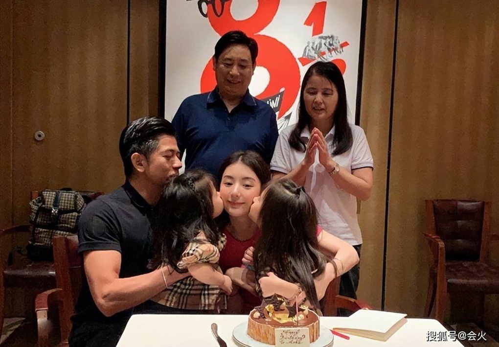 Quách Phú Thành hơn bố vợ 2 tuổi, hạnh phúc bên vợ kém 22 tuổi - 2