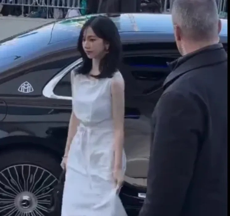 Dương Mịch sao lại bị đối xử thế này?- Ảnh 3.