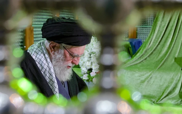 Mỹ - Israel tấn công, Iran đáp trả: Việt Nam kêu gọi các bên kiềm chế tối đa - Ảnh 2.