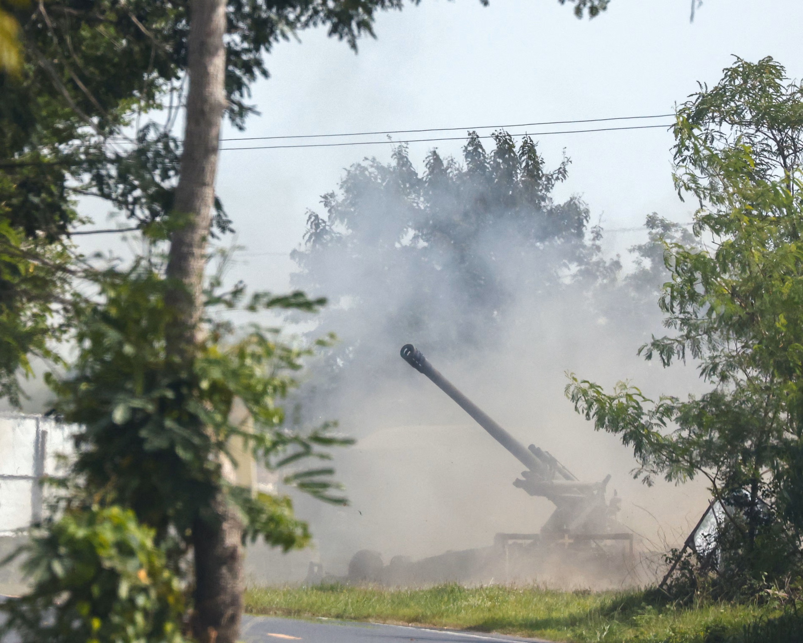 chiến sự - Ảnh 2.