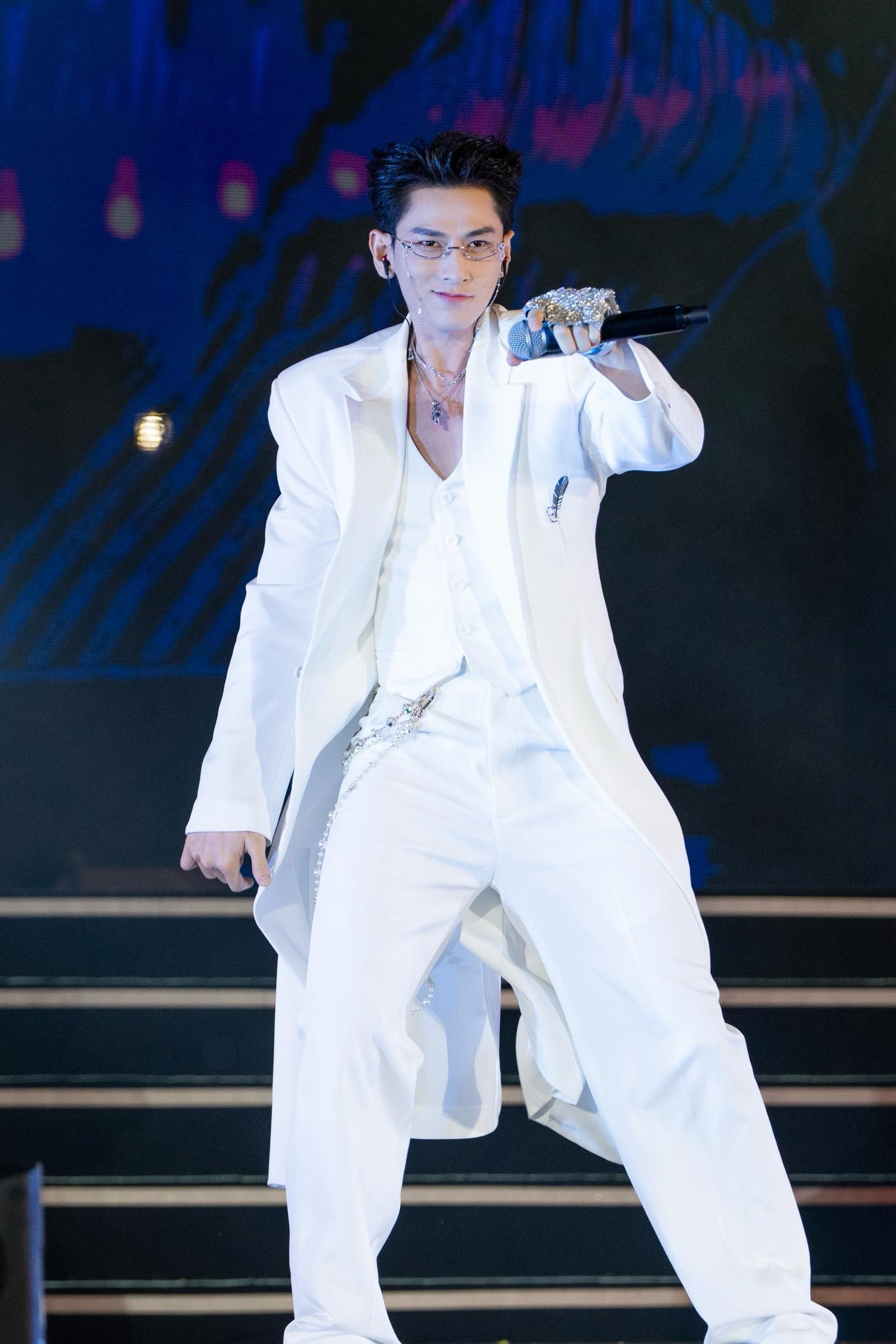 Showbiz Việt có mỹ nam chưa từng biết xấu: Đẹp như xé truyện bước ra, kỷ lục Top 100 nam thần Châu Á chưa ai phá vỡ- Ảnh 6.