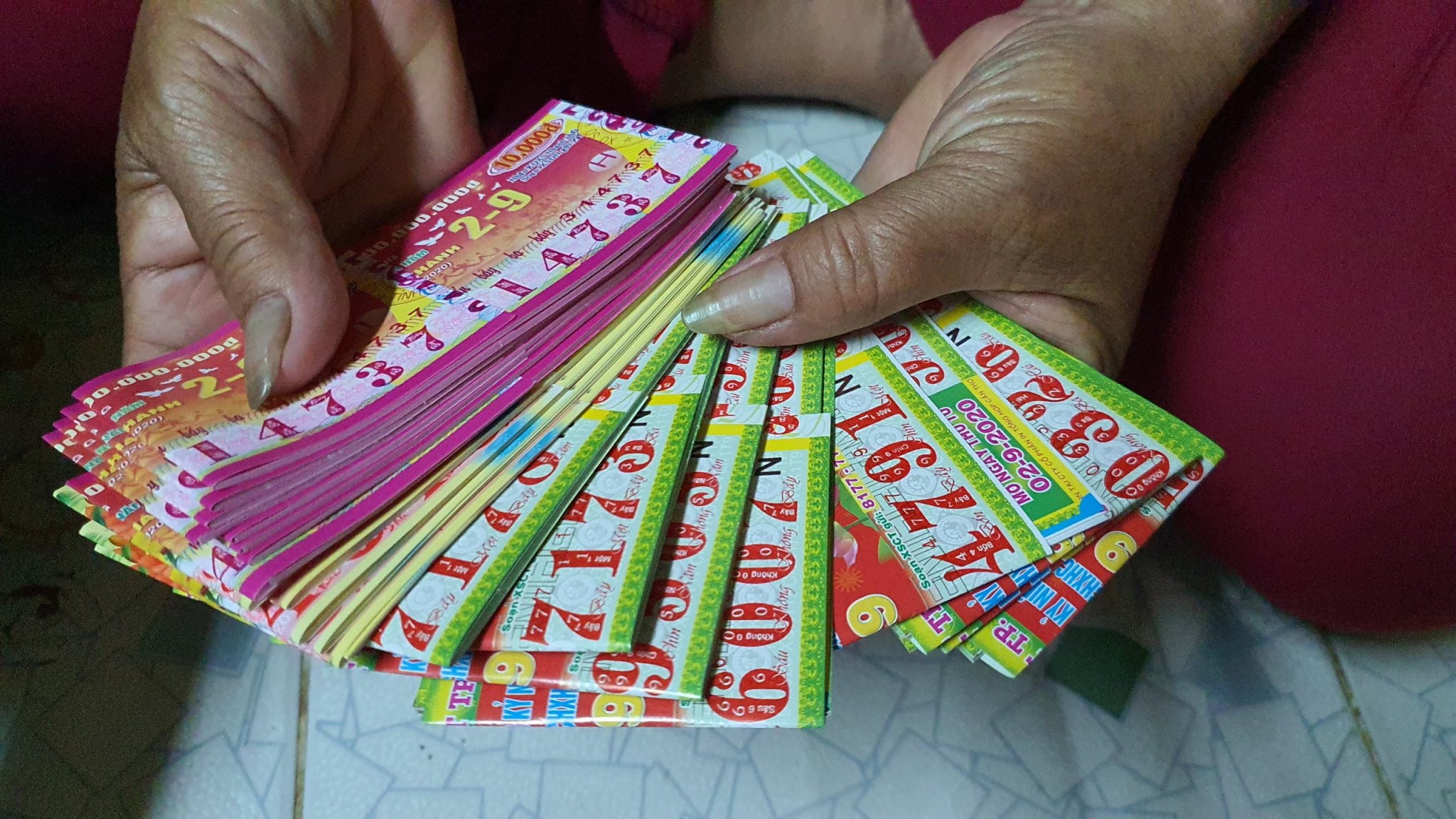 18 công nhân kiện ông chủ đòi lại tờ vé số độc đắc 2 tỉ đồng- Ảnh 1.