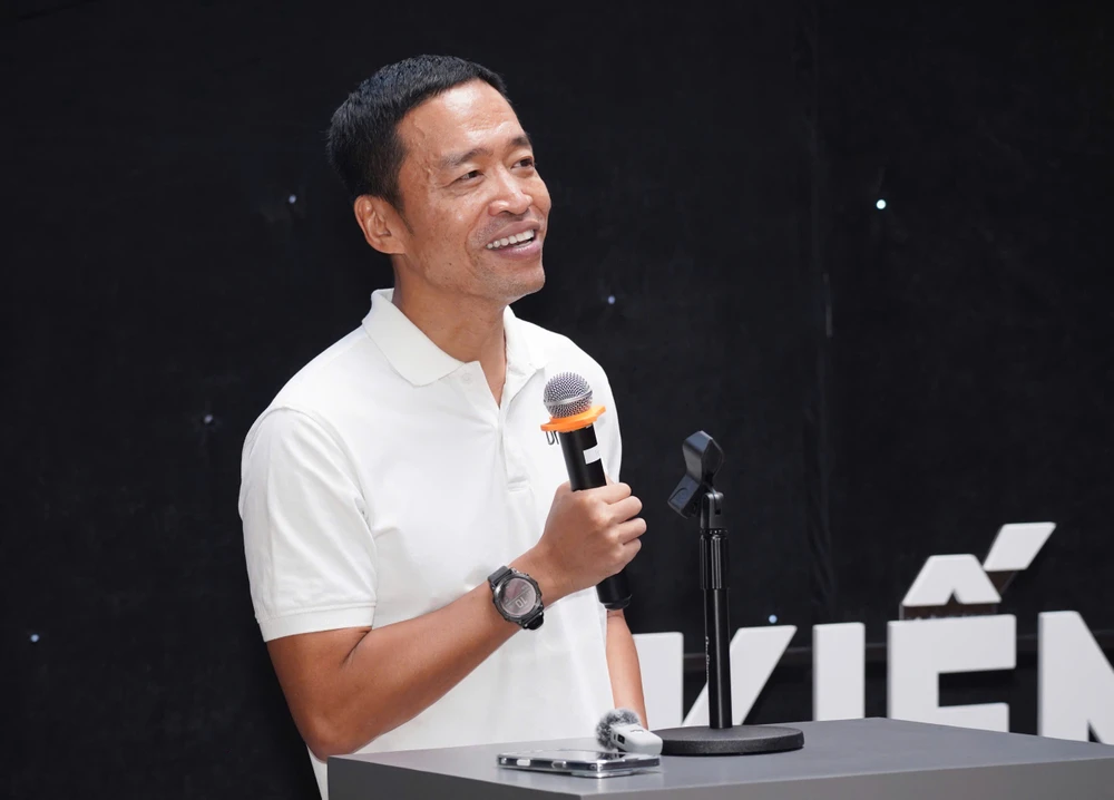 Ứng viên Lê Hồng Minh, 48 tuổi, quê ở Đà Nẵng, Chủ tịch HĐQT Công ty cổ phần Tập đoàn VNG, ứng cử tại đơn vị bầu cử số 19 gồm các phường Cát Lái, Tân Mỹ, Tân Thuận, Phú Thuận. Ảnh: THUẬN VĂN 18 lãnh đạo doanh nghiệp, tập đoàn và tổ chức kinh tế ứng cử đại biểu HĐND TP.HCM nhiệm kỳ 2026-2031-ung-cu-dai-bieu-HDDND-TP.HCM.jpg