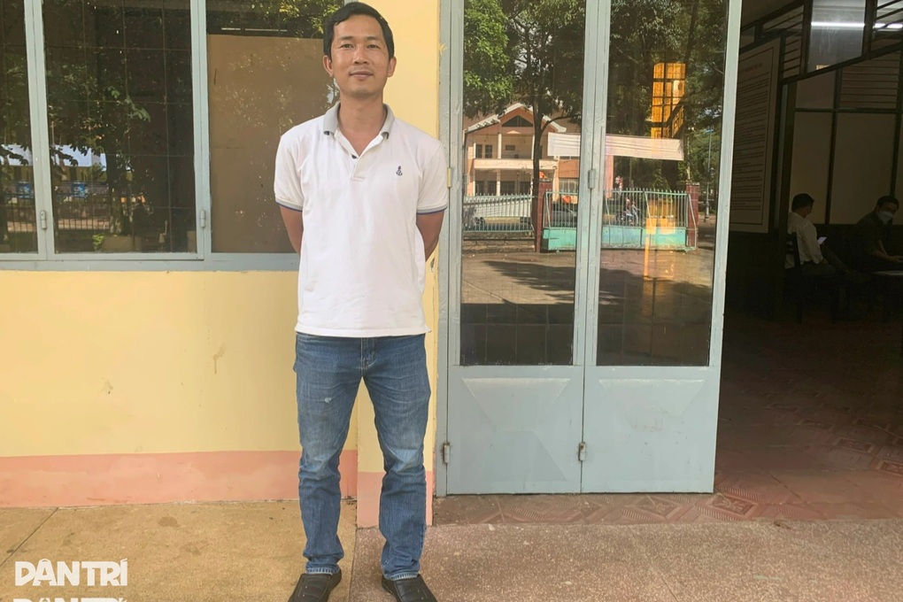 6 giáo viên thắng kiện dài cổ chờ bồi thường: Phải đợi đến bao giờ? - 1