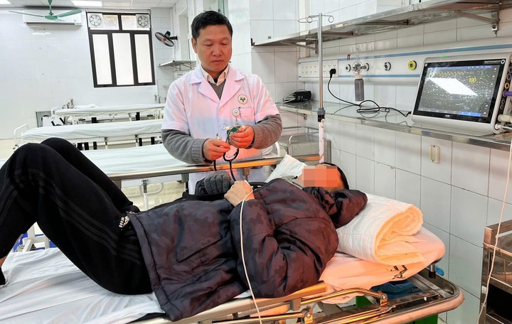 6 giờ sáng bệnh nhân vẫn đi thể dục, sau 1 tiếng đau đầu đột ngột phát hiện tụ máu não (Ảnh: BV 19-8).