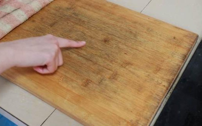 Sự thật cay đắng: 7 thứ càng giữ càng bẩn nhà, thậm chí 