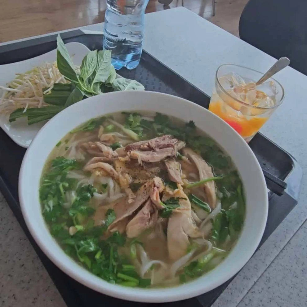 Ăn bát phở sân bay hết 346.000 đồng, khách Ninh Bình giật mình hỏi lại giá - 2