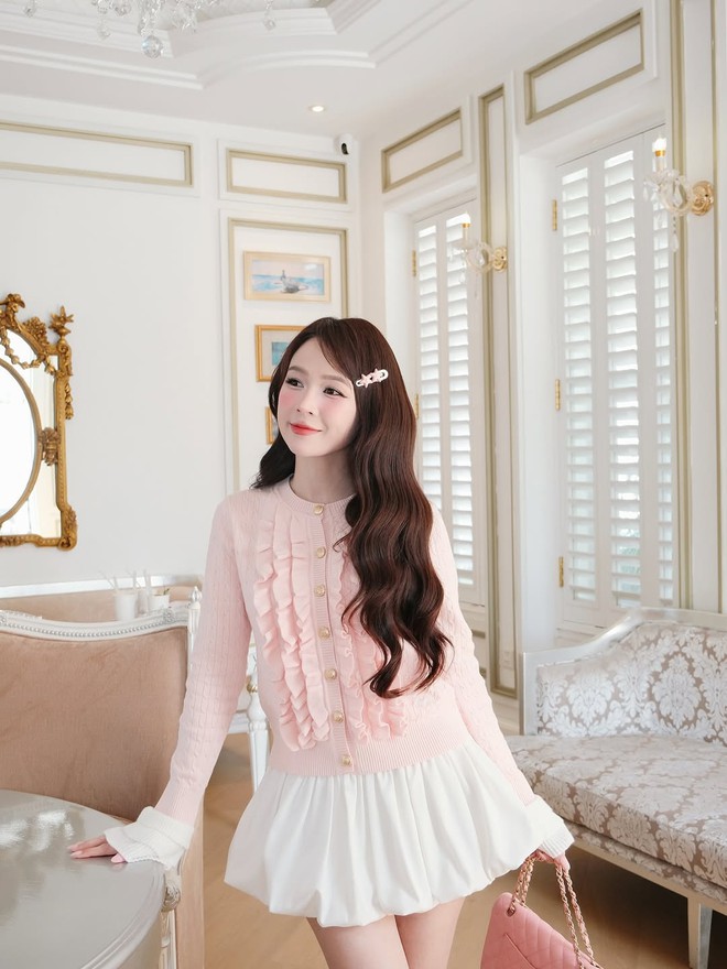 Áo cardigan mềm mại, món đồ 'chân ái' cho tiết trời xuân se lạnh- Ảnh 7.