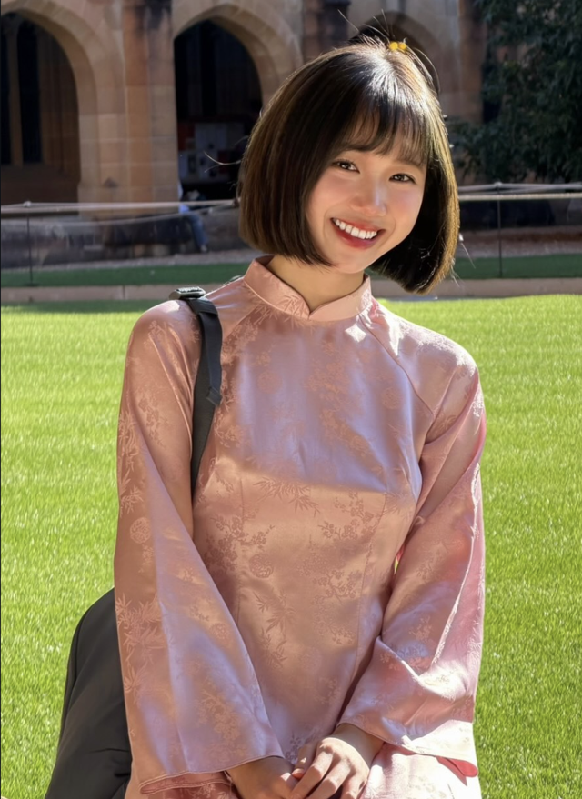 Áo dài hồng, sắc xuân ngọt ngào trong thời trang ngày tết- Ảnh 10.