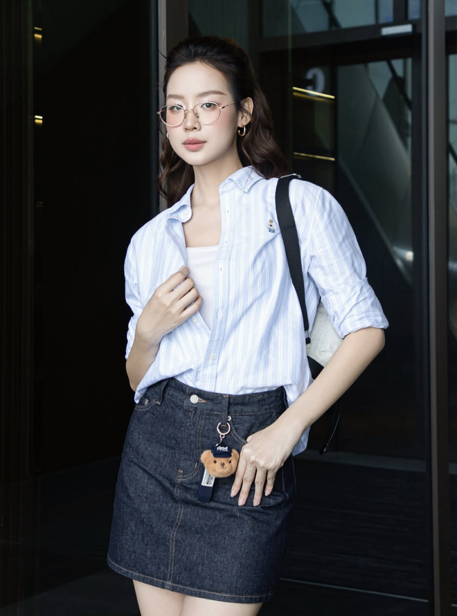 Áo sơ mi kẻ sọc và những công thức phối đồ dễ áp dụng hằng ngày- Ảnh 1.