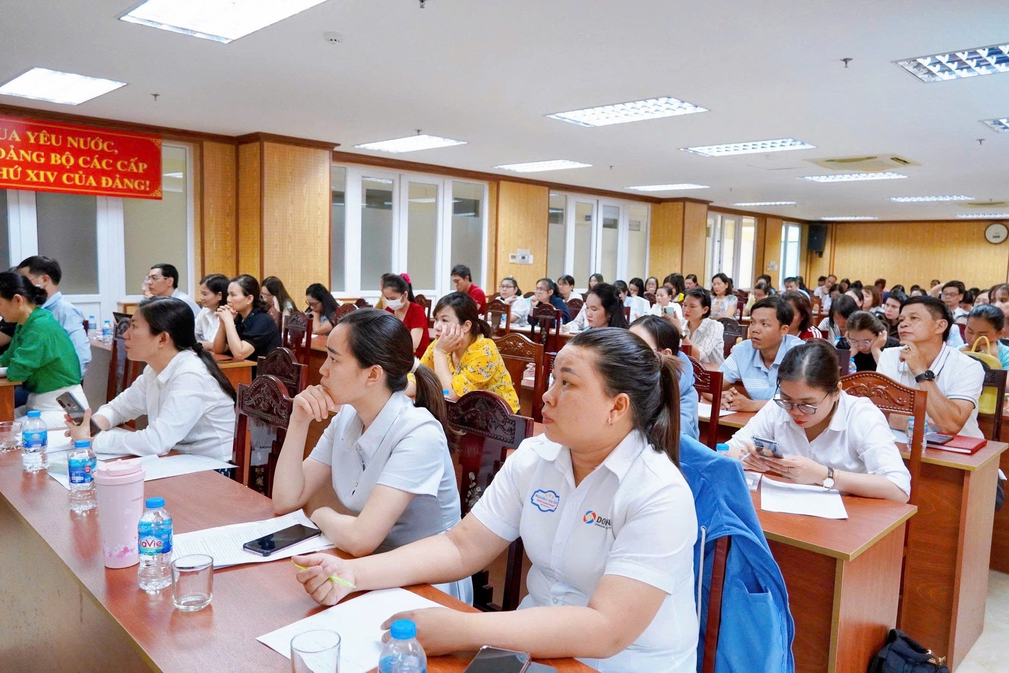 BHXH TPHCM triển khai hướng dẫn kiến nghị khởi tố hành vi vi phạm trong lĩnh vực BHXH, BHYT, BHTN - Ảnh 1.