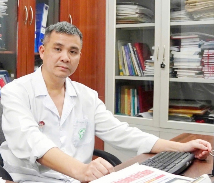 Bác sĩ, TS. Nguyễn Trung Nguyên – Giám đốc Trung tâm Chống độc, Bệnh viện Bạch Mai.