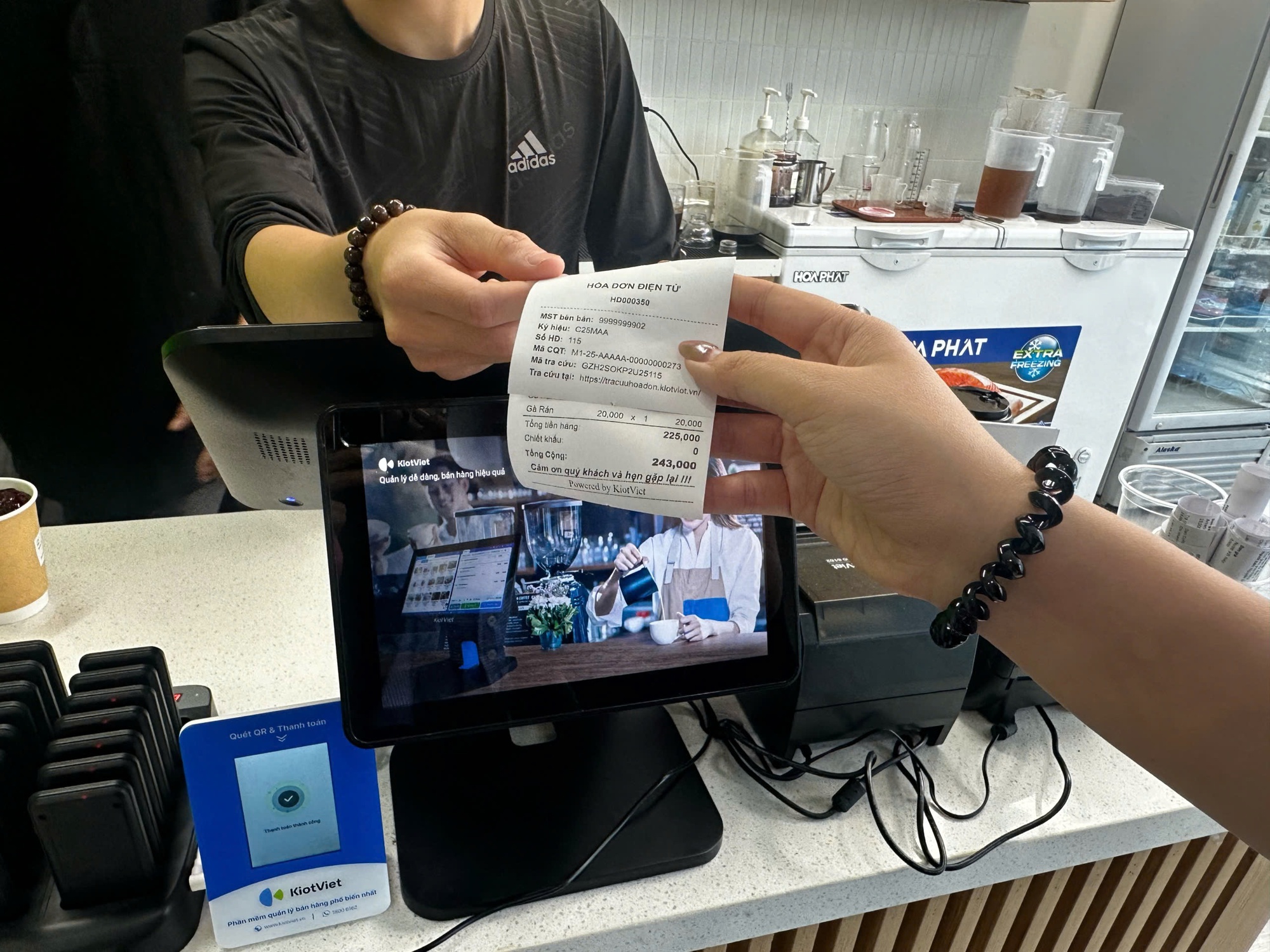 Bán bánh mì từ 5.000 đồng nhưng xuất hóa đơn mất đến 1.000 đồng, hộ kinh doanh kêu âm vốn: Cục Thuế nói gì?- Ảnh 1.